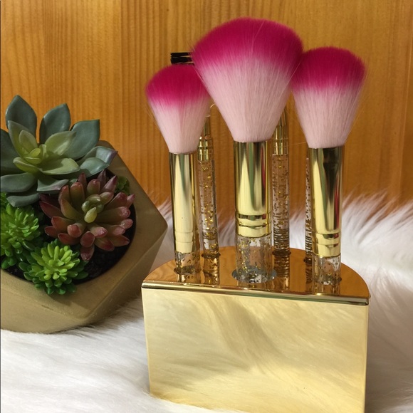 LAST ONE Juicy Couture 7pc brush set+stand+giftbox - Picture 4 of 8
